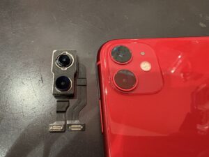 iPhone11 バックカメラ 修理 川口