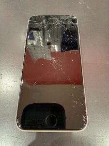 iPhoneSE第3世代 画面修理 川口