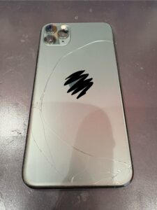 iPhone 背面ガラス 修理 西川口
