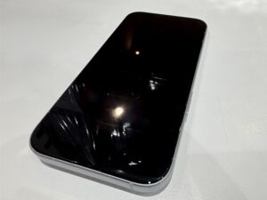 iPhone15 画面修理 戸田市