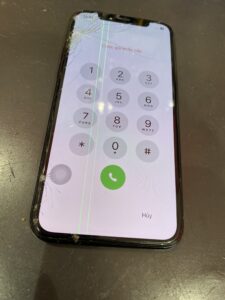 iPhone11pro画面故障