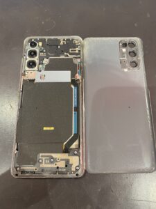GalaxyS20背面浮き