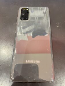 GalaxyS20背面浮き修理