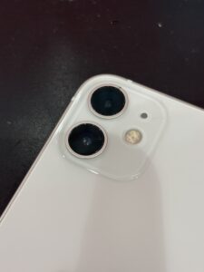 iPhone12miniの外カメラレンズガラス修理後の状態（川口市）