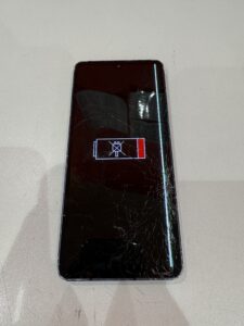 AQUOS Sense6の画面割れと液晶不良を修理した事例 川口店