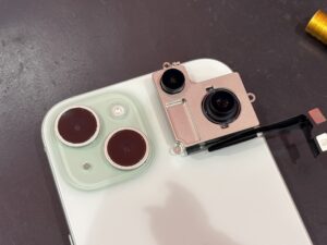     iPhone15の外カメラ故障とライト不良を修理した事例
