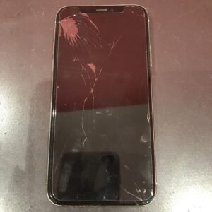 iPhone11ガラス割れ修理武蔵浦和