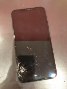 アイフォン　iPhone 画面修理　液晶修理　即日　データそのまま　武蔵浦和　浦和