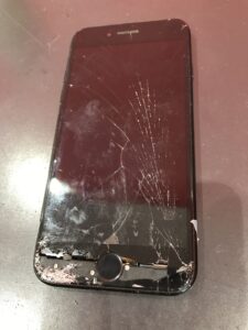 iPhone7 画面　修理　浦和