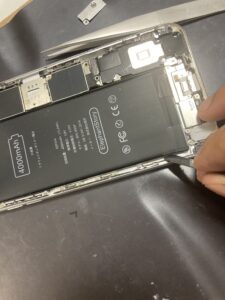 iPhone8　バッテリー交換