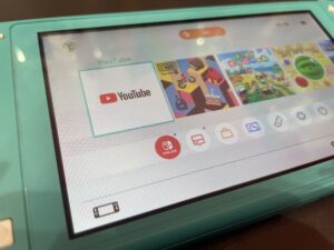 switch lite 液晶修理　武蔵浦和
